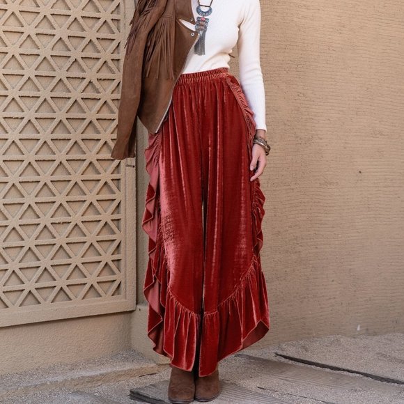 Burnt Orange Casual Womens Ruffle Trim Split Thigh Velvet Pants - Picture 3 of 5